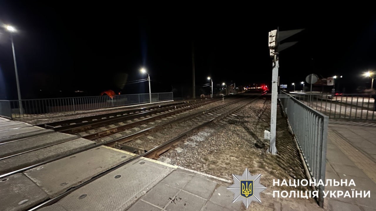Трагічний випадок на залізниці в Ірпені: під колесами потяга загинув чоловік