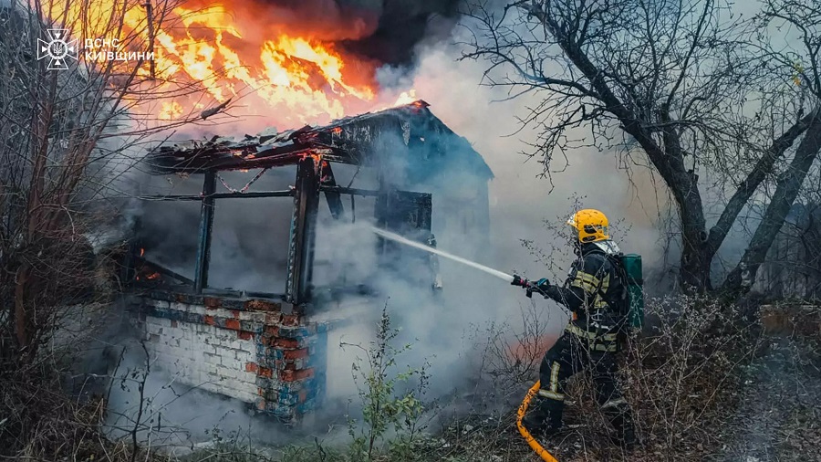 ДСНС Київщини ліквідувала дві пожежі в Узинській громаді