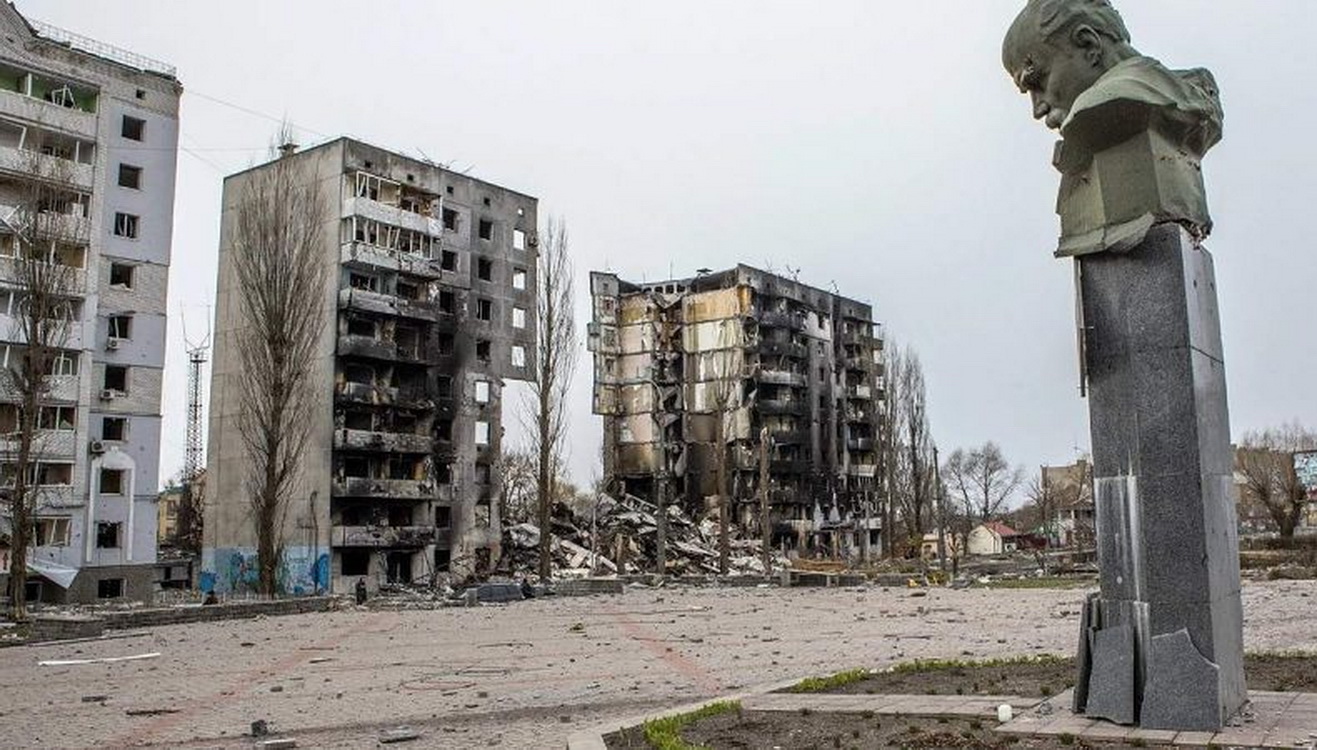 У Бородянці третій рік тривають тендери на ремонт будинку на Центральній, 367а (ДОКУМЕНТИ)
