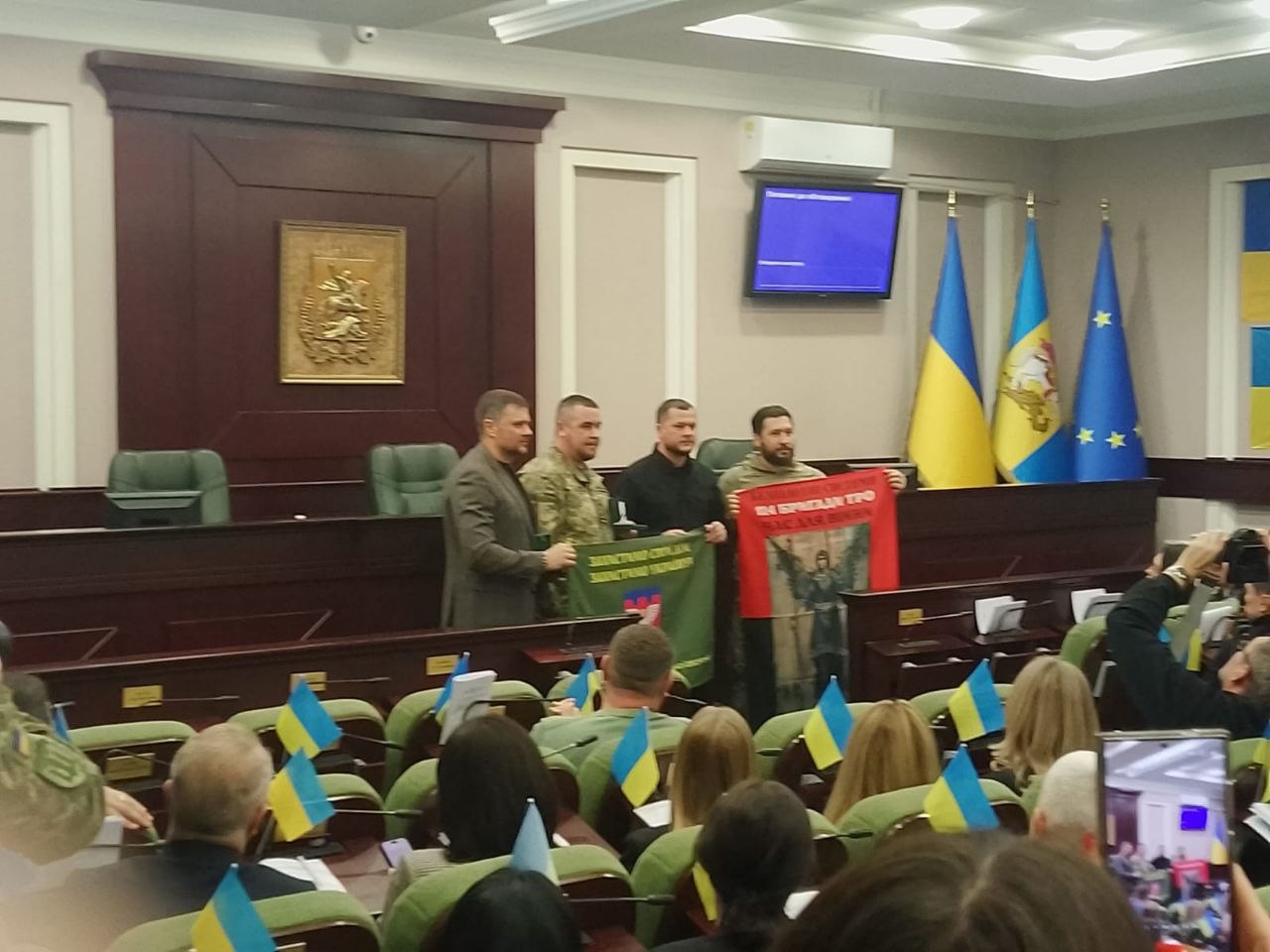 Одіозний білоцерківський тік-ток воїн використовує Київську облраду як майданчик для політичного піару