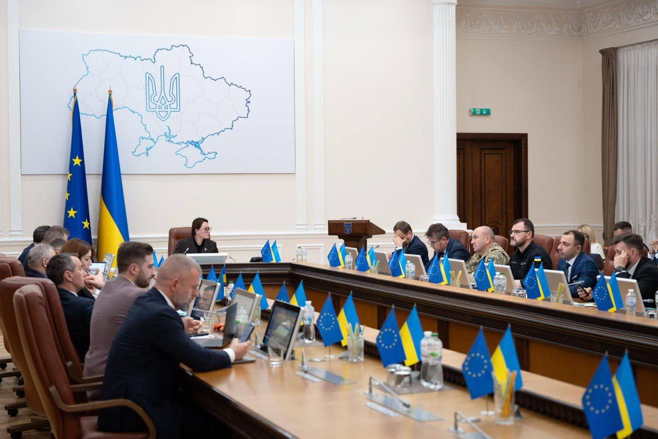 Уряд дозволив виїзд за кордон чоловікам віком від 18 до 22 років