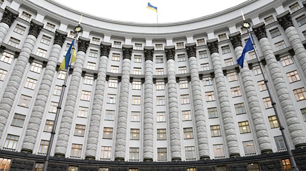 Відбудова без тендерів: уряд дозволив прямі закупівлі для критичної інфраструктури