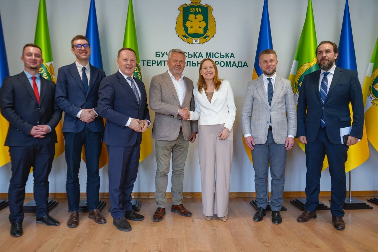 Бучу відвідала польська делегація на чолі з міністеркою Катаржиною Пелчинською-Наленч