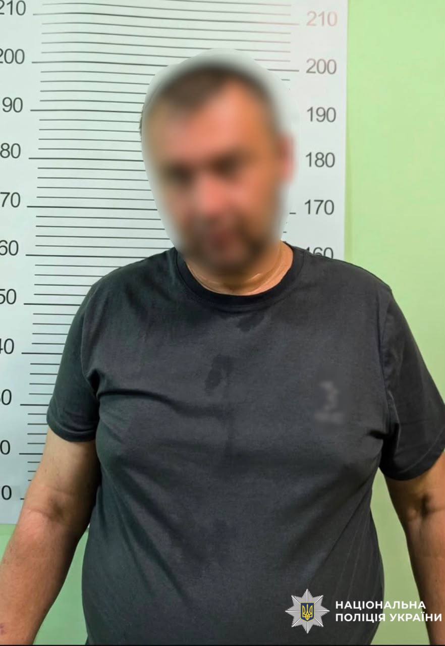 Після пограбування на Обухівщині чоловік отримав підозру