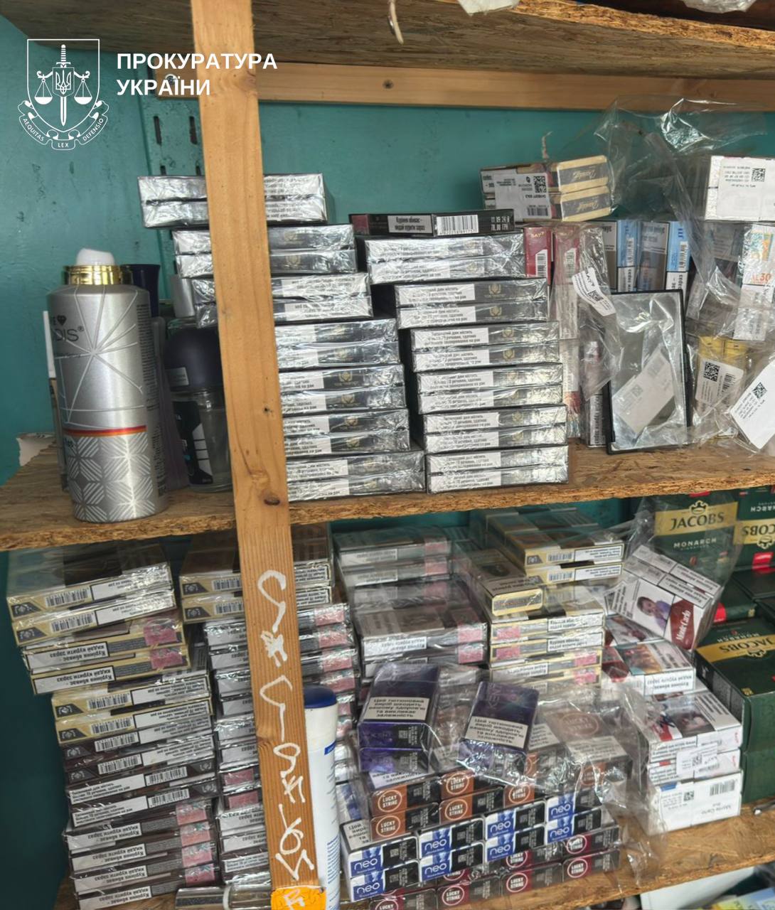 На Київщині викрито мережу продажу контрафактних цигарок: вилучено товару на понад 5,5 млн грн