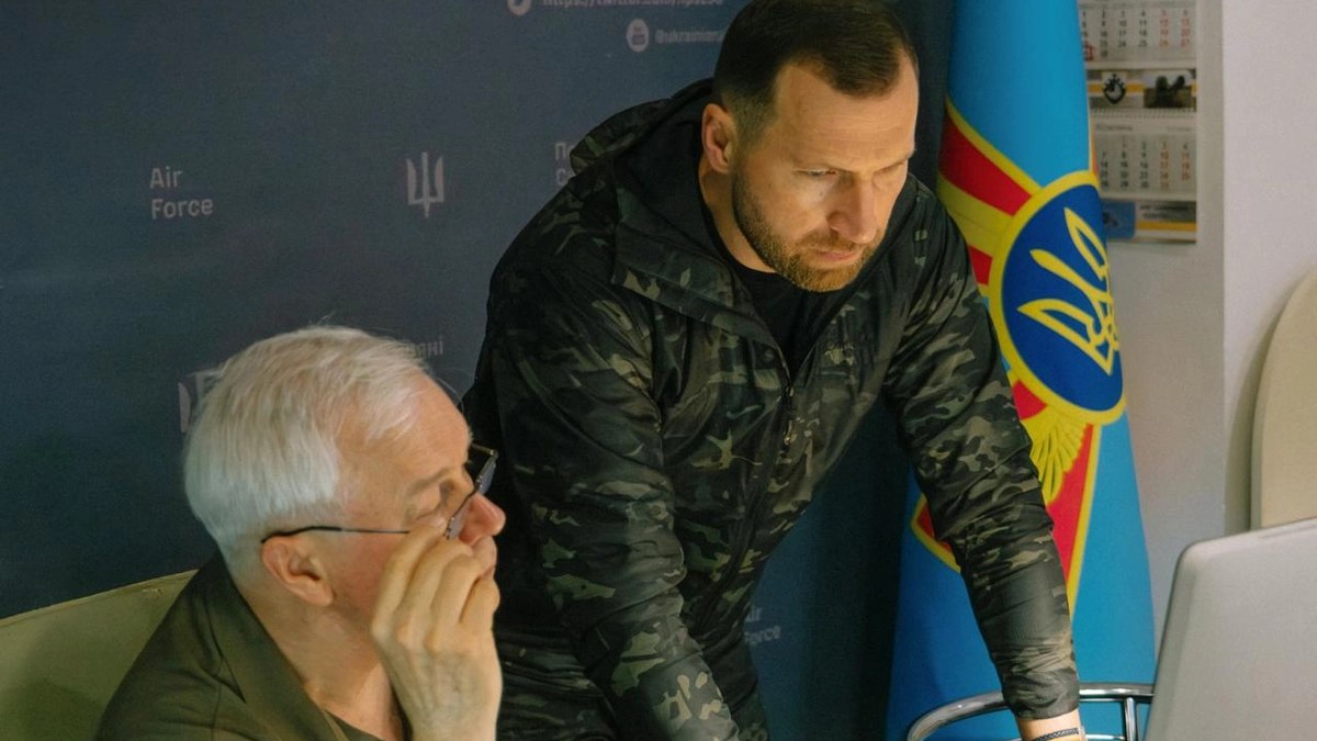 Хмара відвідав командні пункти Повітряних сил на Київщині