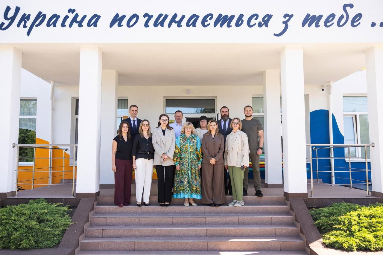 Перша леді та прем’єрка долучилися до засідання ради з психічного здоров’я на Київщині
