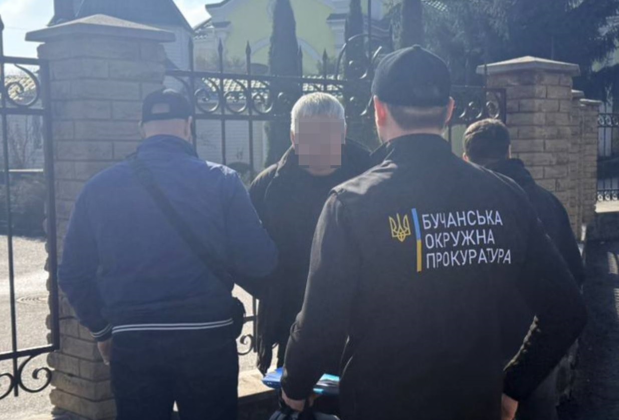 На Київщині посадовця нацпарку викрили на хабарі за «бронювання» від мобілізації