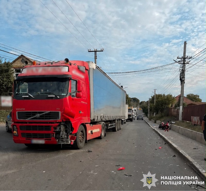 На Бучанщині водію вантажівки повідомили про підозру через смертельну ДТП із електромотоциклом