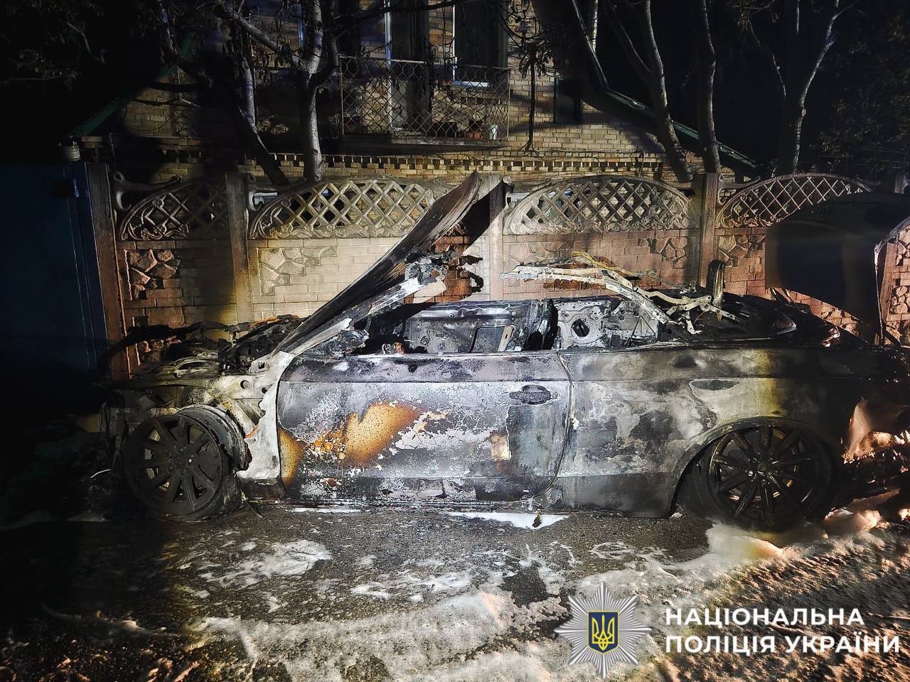 На Київщині чоловіку повідомили про підозру за підпал автомобіля