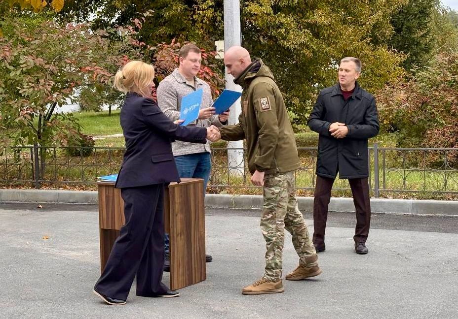 В Ірпені відзначили захисників з Тероборони, які обороняли місто у перші дні війни