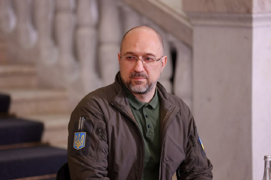Верховна Рада відправила у відставку прем'єр-міністра: 261 "за"