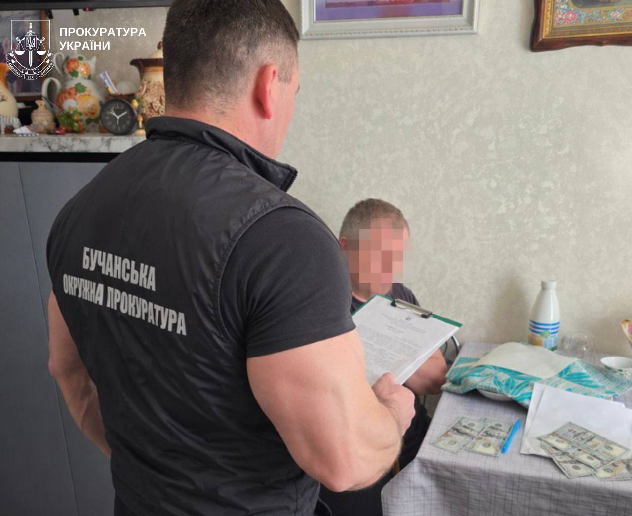 Видав занедбаний будинок за зруйнований внаслідок обстрілу: прокуратура Київщини повідомила про підозру чоловіку в заволодінні 4,5 млн грн бюджетних коштів