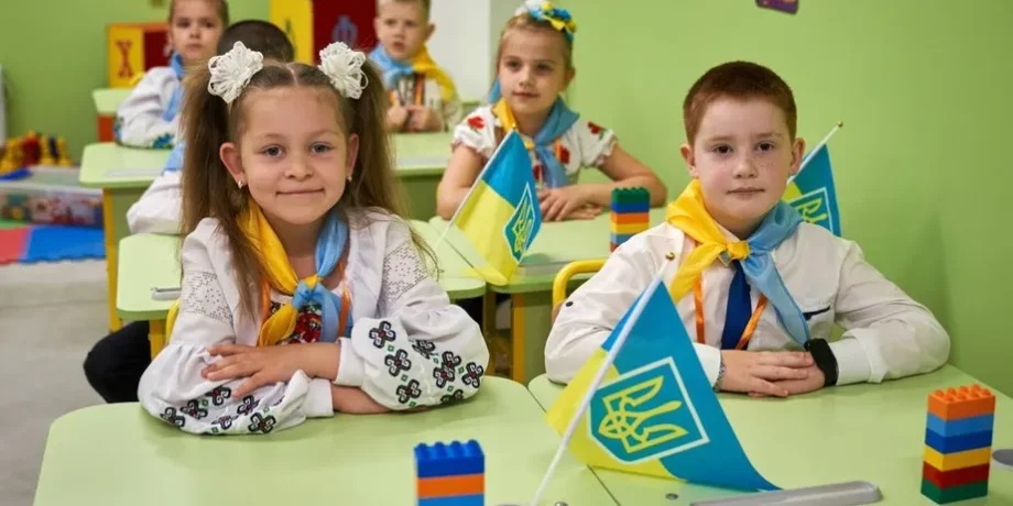 Понад 2200 школярів розпочали навчання: як підготували школи Гостомельської громади