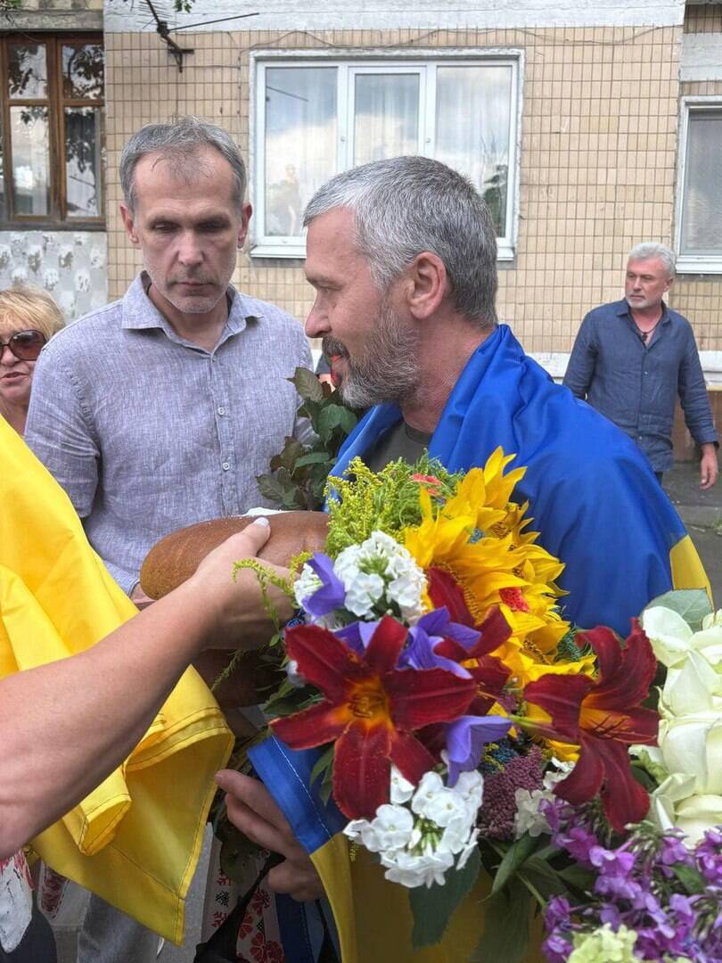 У Козині зустріли військового, який вважався зниклим безвісти